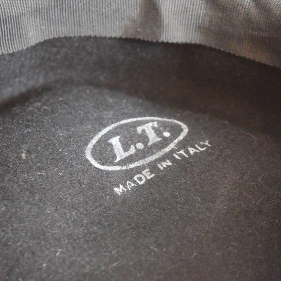 1950s 1960s "L.T." Black Felt Pillbox Hat - Picture 8 of 8